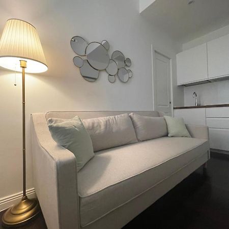 Bilocale Di Prestigio: Milano Centro Apartamento Exterior foto