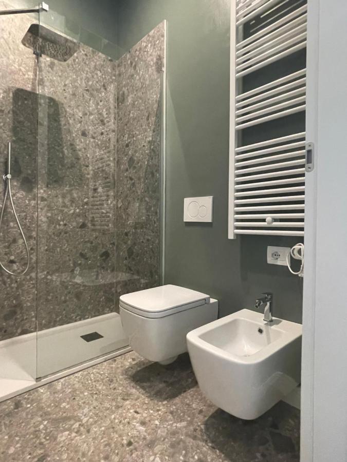 Bilocale Di Prestigio: Milano Centro Apartamento Exterior foto
