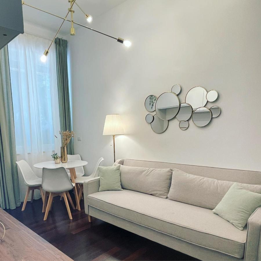 Bilocale Di Prestigio: Milano Centro Apartamento Exterior foto